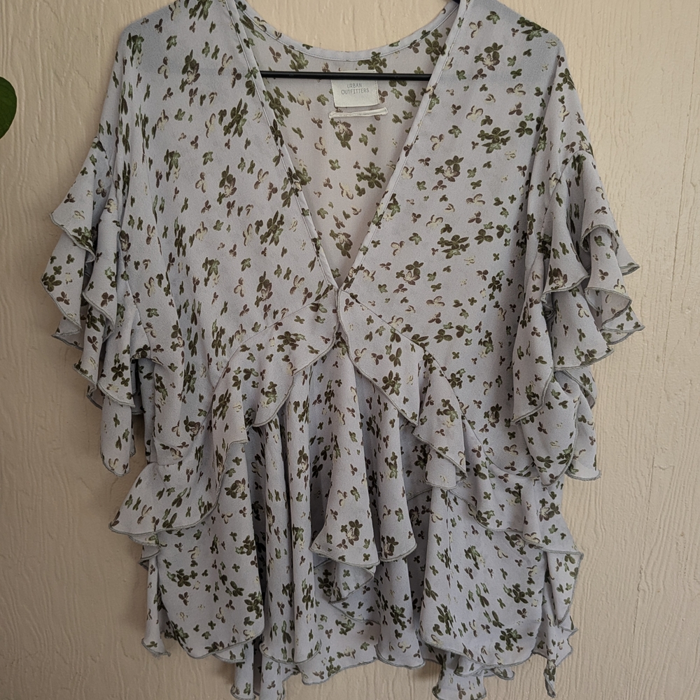 Floral Ruffle Blouse